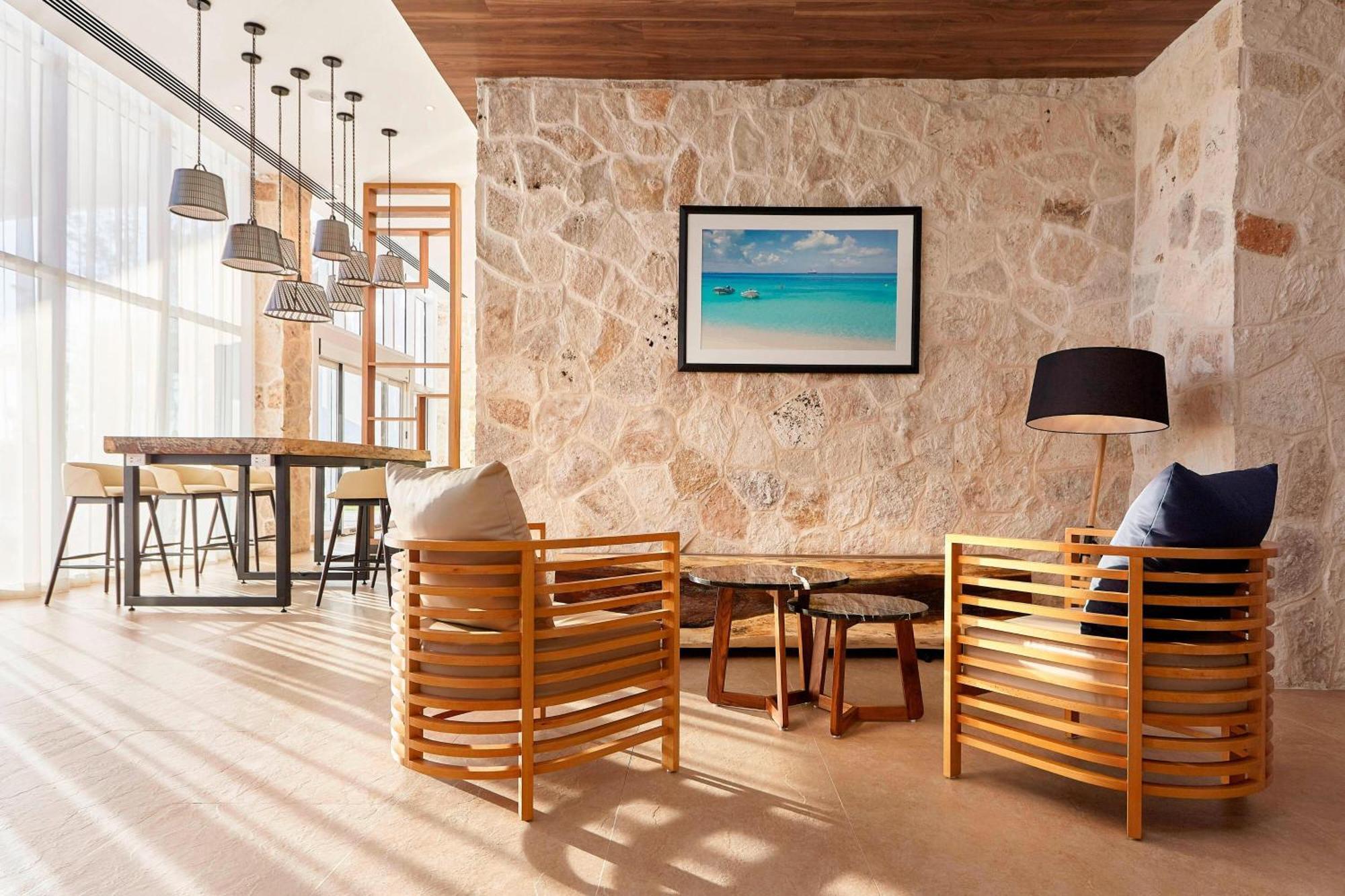 Fairfield & By Marriott Cancun Airport 4* Alfredo V. Bonfil