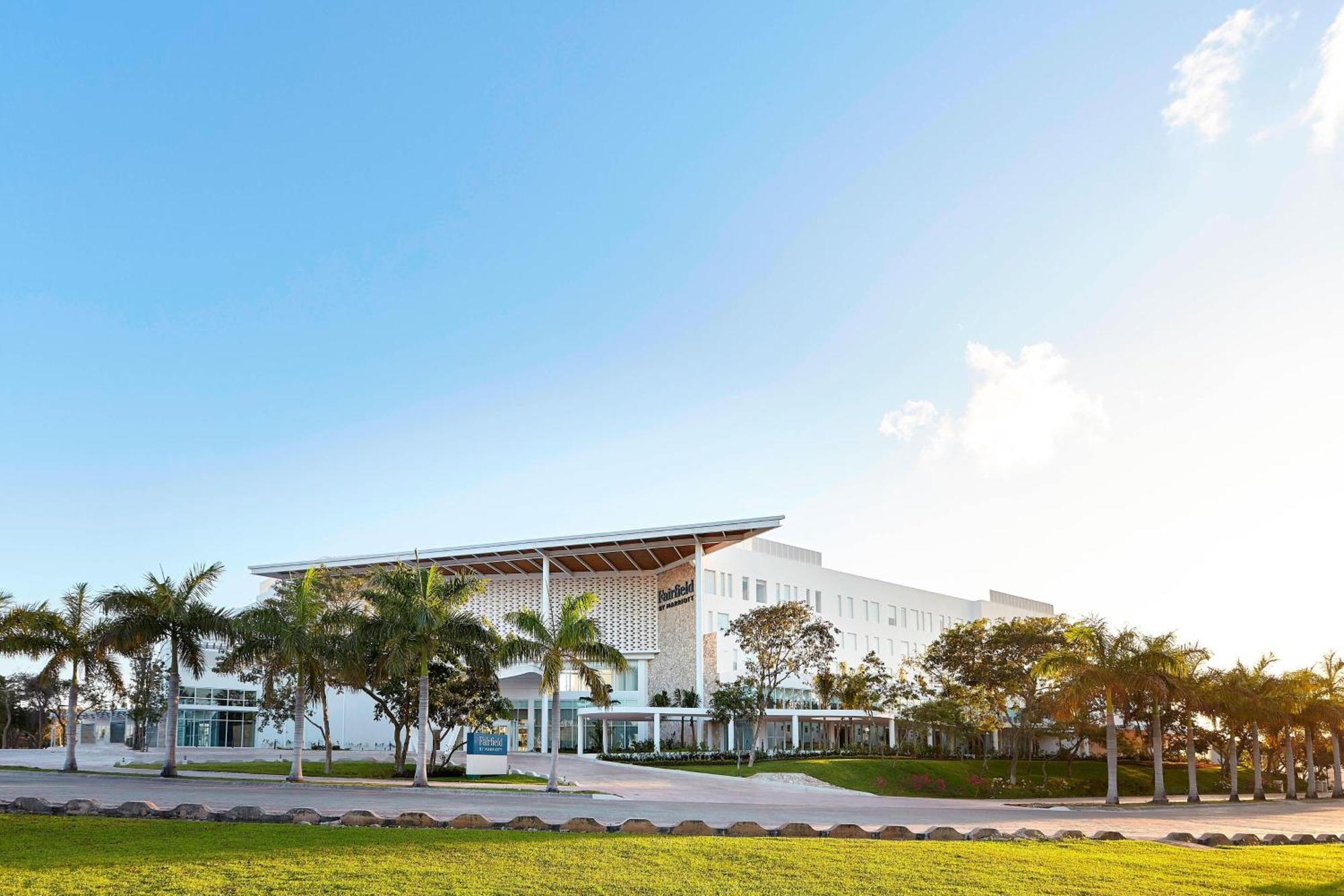 Fairfield & By Marriott Cancun Airport 4* Alfredo V. Bonfil